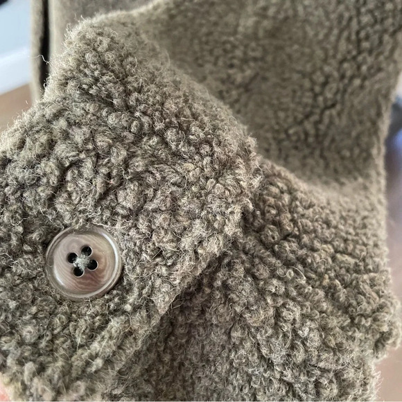 The North Face Wool Harrison Shacket in New Taupe Green Heather Medium - Picture 5 of 12